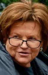 Елена Николаева